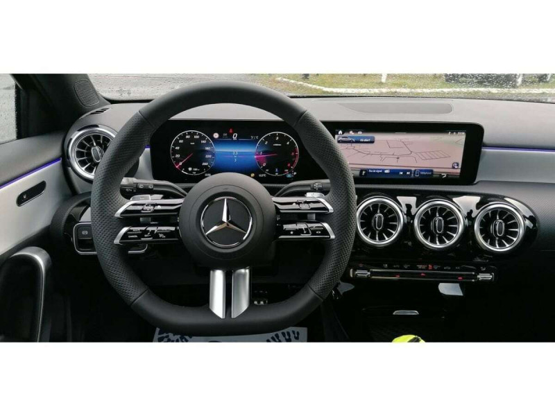 MERCEDES-BENZ CLASSE A 200 D 8G-DCT AMG LINE EXCLUSIVE DESIGN
