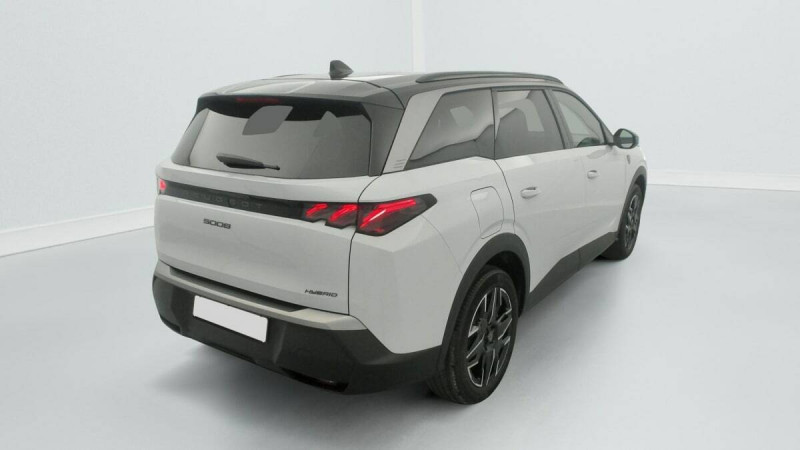 PEUGEOT 5008 HYBRID 145 E-DCS6 GT