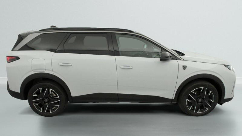 PEUGEOT 5008 HYBRID 145 E-DCS6 GT