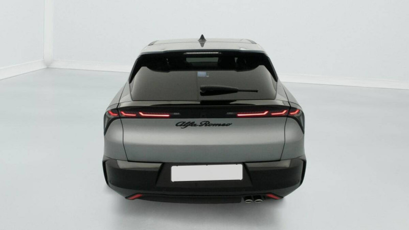 ALFA ROMEO JUNIOR 1.2 IBRIDA 145 CH E-DCT6 TI