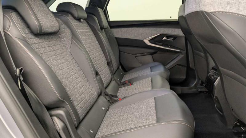 PEUGEOT 5008 HYBRID 145 CH E-DCS6 ALLURE
