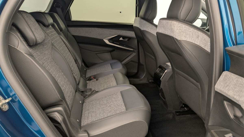 PEUGEOT 5008 HYBRID 145 CH E-DCS6 ALLURE