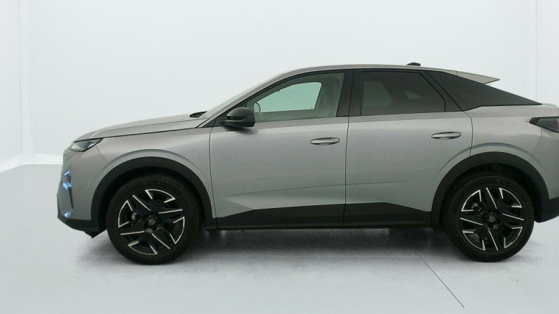 PEUGEOT 3008 HYBRID 145 E-DCS6 ALLURE