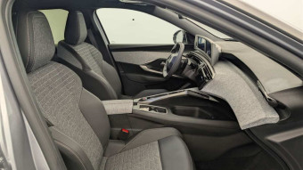 PEUGEOT 3008 HYBRID 145 E-DCS6 ALLURE
