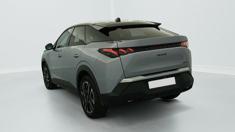 PEUGEOT 3008 HYBRID 145 E-DCS6 GT