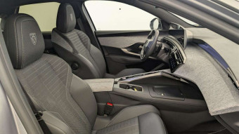PEUGEOT 3008 HYBRID 145 E-DCS6 GT