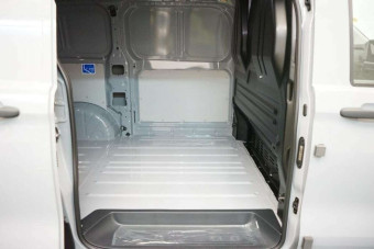 VOLKSWAGEN TRANSPORTER V L1H1 2.0 TDI 150 BUSINESS
