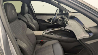 PEUGEOT 3008 HYBRID 145 E-DCS6 GT