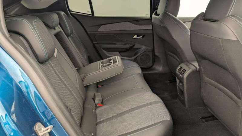 PEUGEOT 408 HYBRID 145 E-DCS6 ALLURE