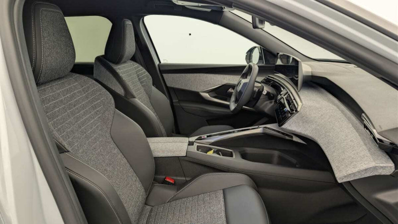 PEUGEOT 5008 HYBRID 145 CH E-DCS6 ALLURE
