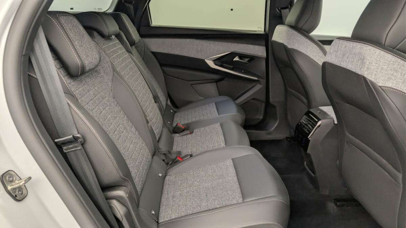 PEUGEOT 5008 HYBRID 145 CH E-DCS6 ALLURE