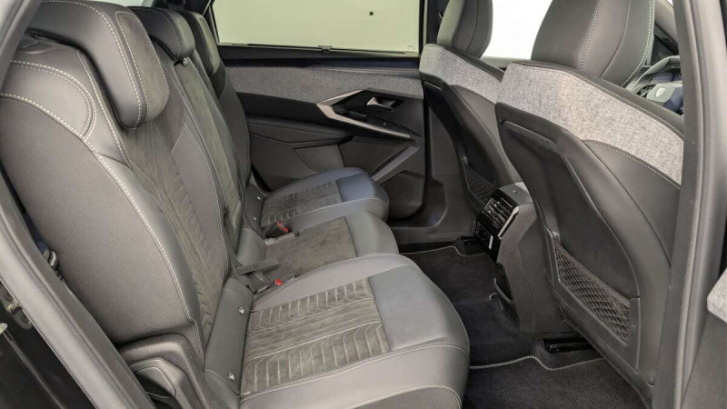 PEUGEOT 5008 HYBRID 145CH E-DCS6 GT