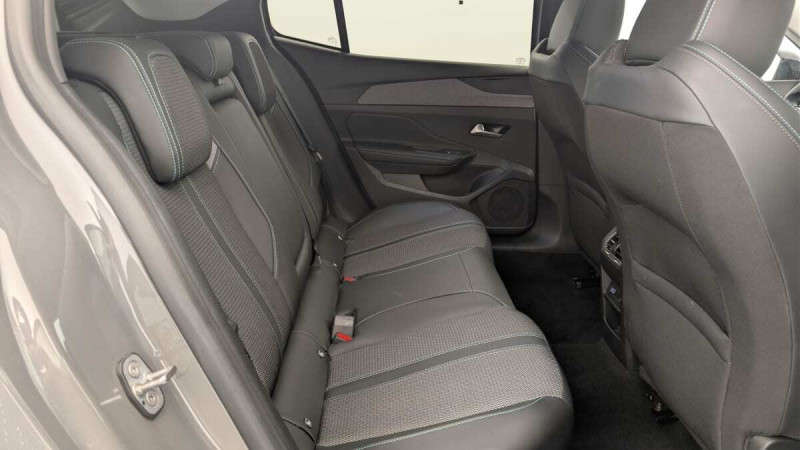 PEUGEOT 408 HYBRID 145 E-DCS6 ALLURE