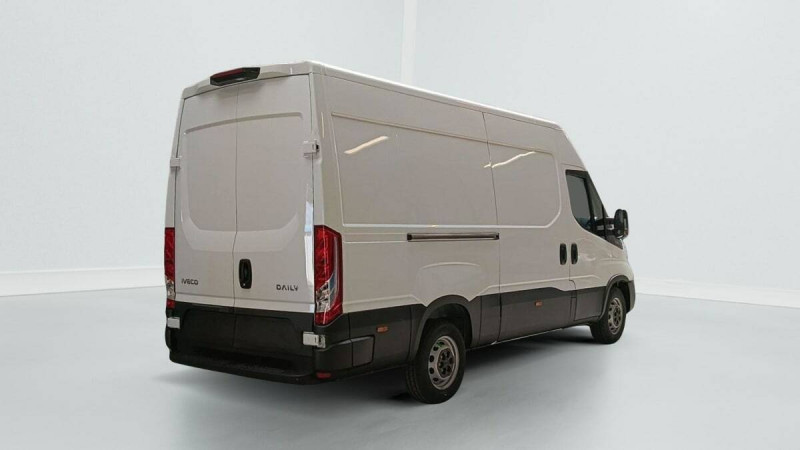 IVECO DAILY 35S16 2.3 V12 156CV