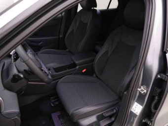 VOLKSWAGEN T-ROC 1.5 ETSI 150 DSG R-LINE