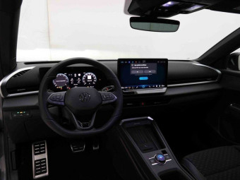 VOLKSWAGEN T-ROC 1.5 ETSI 150 DSG R-LINE
