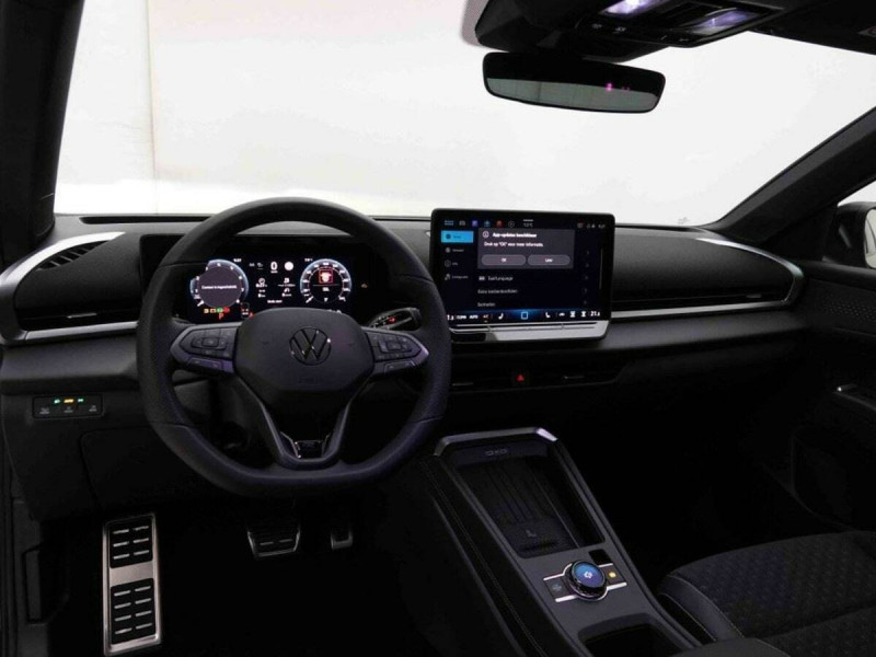 VOLKSWAGEN T-ROC 1.5 ETSI 150 DSG R-LINE
