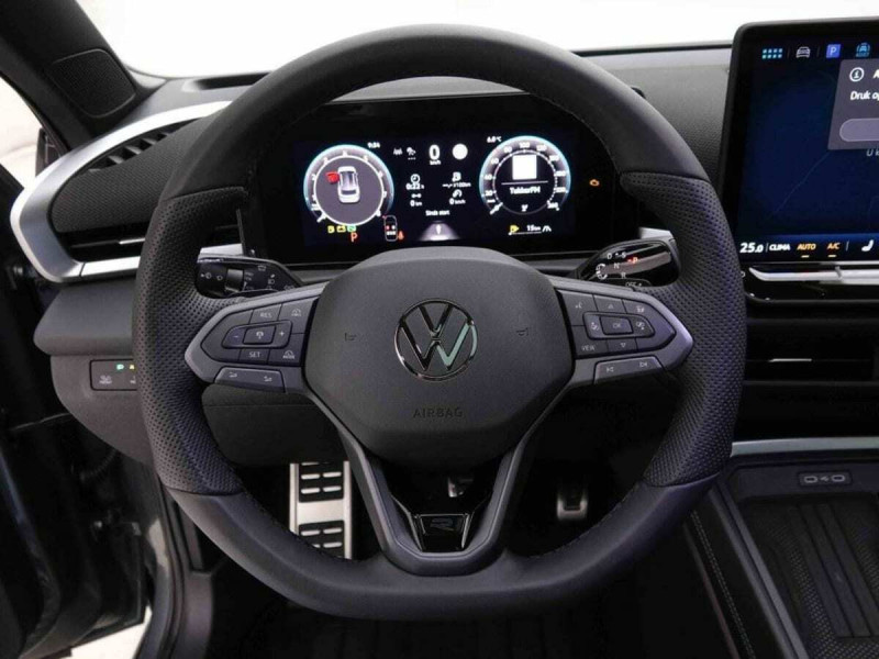 VOLKSWAGEN T-ROC 1.5 ETSI 150 DSG R-LINE