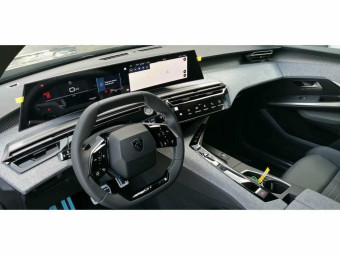 PEUGEOT 3008 1.2I HYBRID 145 E-DCS6 GT