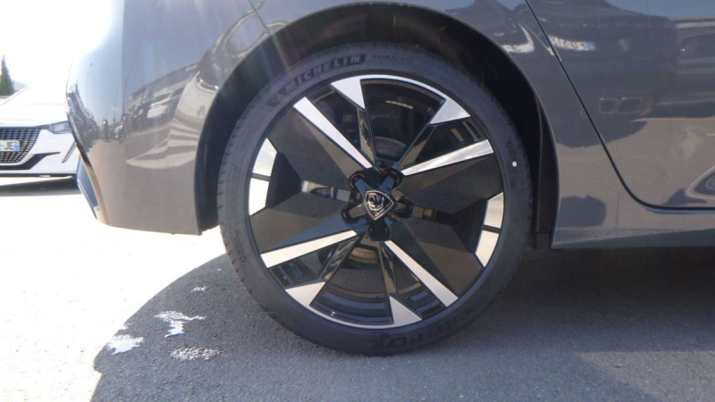 PEUGEOT 308 BLUEHDI 130CH EAT8 GT