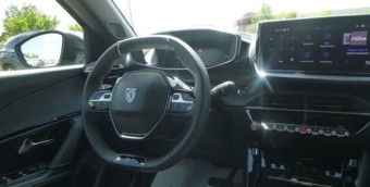 PEUGEOT 2008 HYBRID 145 E-DCS6 GT