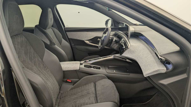 PEUGEOT 3008 HYBRID 145 E-DCS6 GT