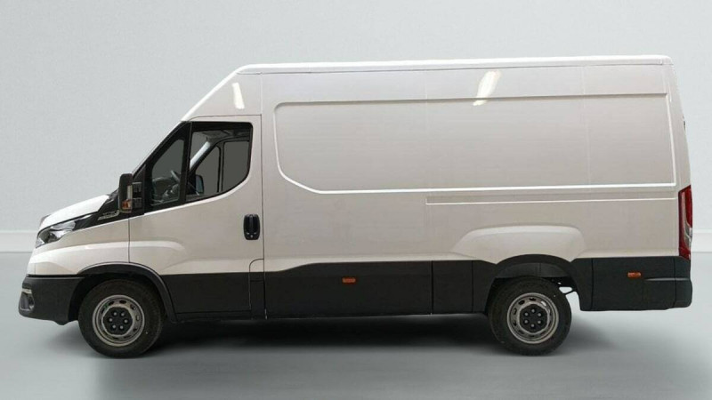 IVECO DAILY 35S16 2.3 V12 HI-MATIC 156CV