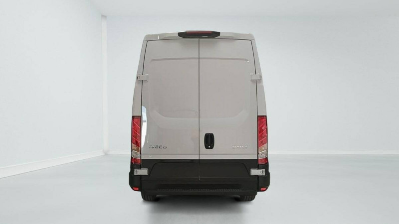 IVECO DAILY 35S16 2.3 V12 156CV
