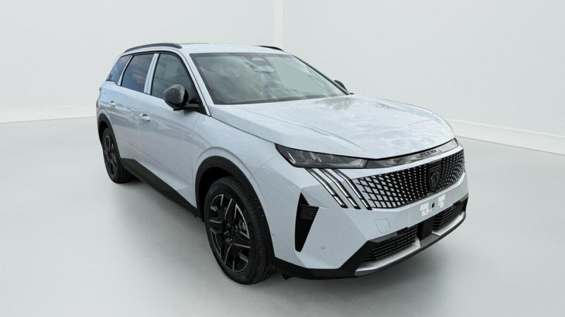 PEUGEOT 5008 HYBRID 145 E-DCS6 ALLURE
