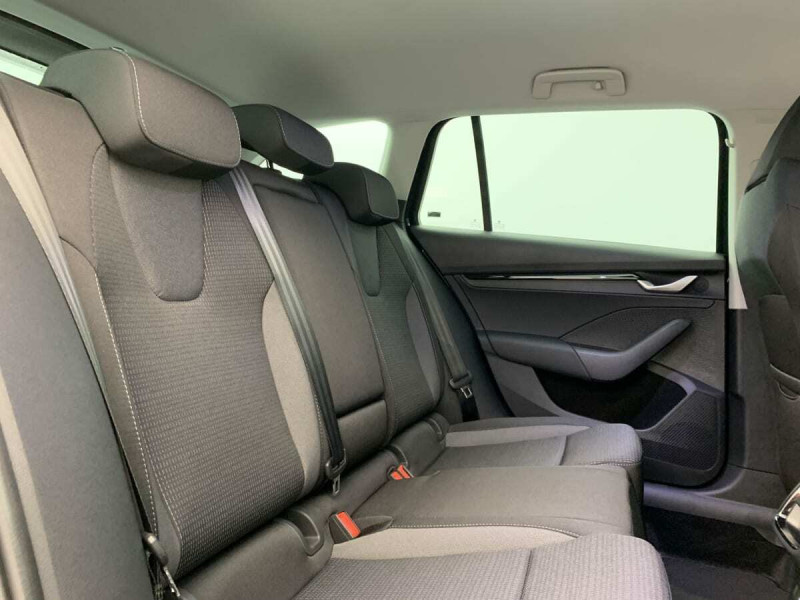 SKODA OCTAVIA COMBI 2.0 TDI 150 CH SCR DSG7 SELECTION