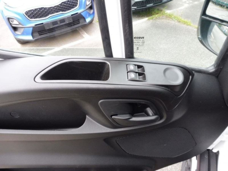 IVECO DAILY 35S16 2.3 V12 156CV