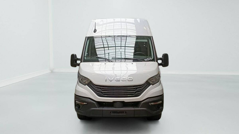 IVECO DAILY 35S18 3.0 V16 HI-MATIC H2 180CV