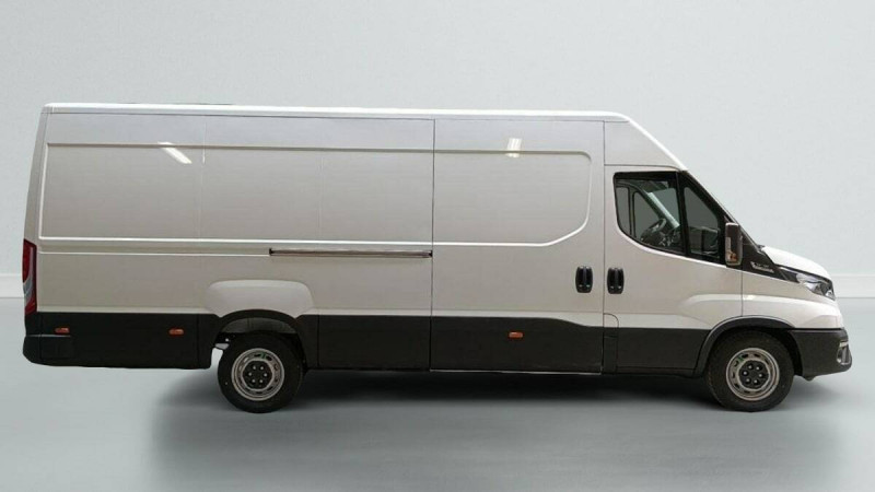 IVECO DAILY 35S18 3.0 V16 HI-MATIC H2 180CV