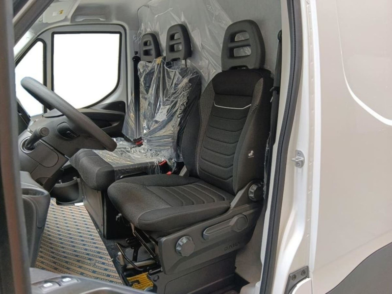 IVECO DAILY 35S18 3.0 V16 HI-MATIC H2 180CV