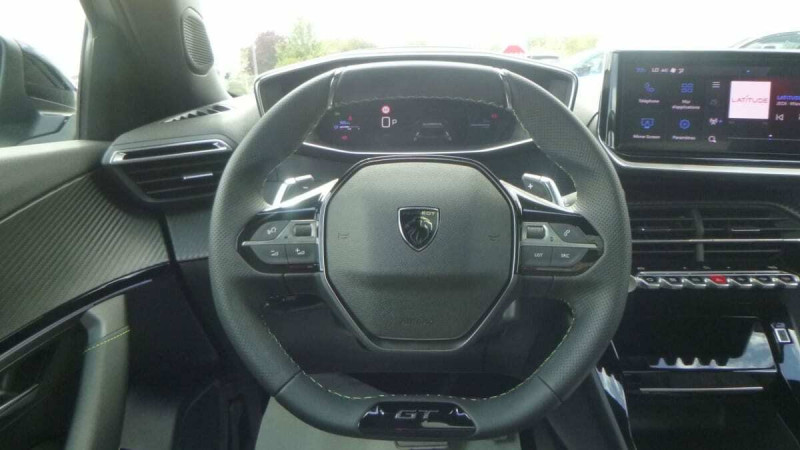 PEUGEOT 2008 HYBRID 145 E-DCS6 GT