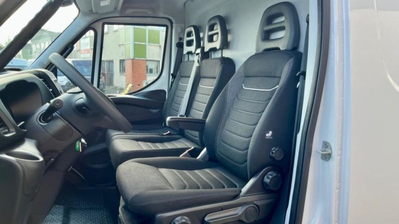 IVECO DAILY FOURGON DAILY FGN 35 C 18H CRV V12 H2 Q-TOR HI-MATIC