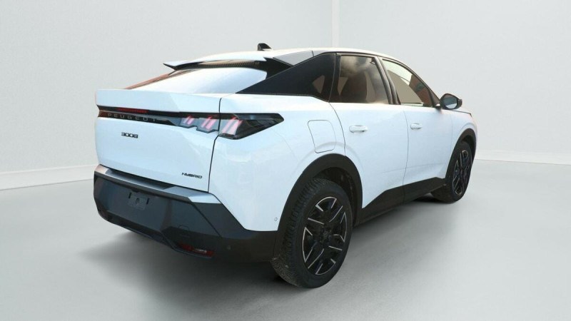 PEUGEOT 3008 HYBRID 145 E-DCS6 ALLURE
