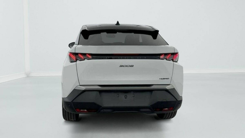 PEUGEOT 3008 HYBRID 145 E-DCS6 GT