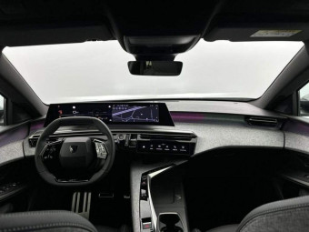 PEUGEOT 3008 HYBRID 145 E-DCS6 GT