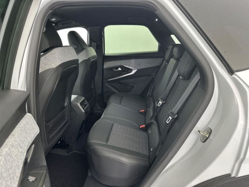 PEUGEOT 3008 HYBRID 145 E-DCS6 GT