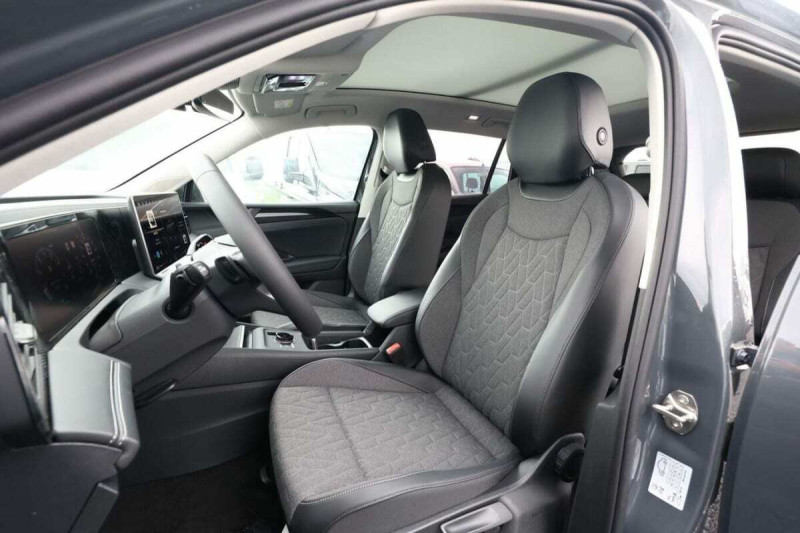 VOLKSWAGEN TIGUAN 150 DSG