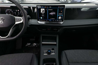 VOLKSWAGEN TIGUAN 150 DSG