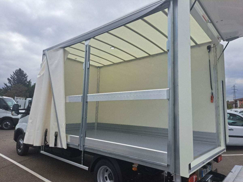 IVECO DAILY CAISSE DAILY CC 35 C 18H EMP 4100 QUAD-TOR
