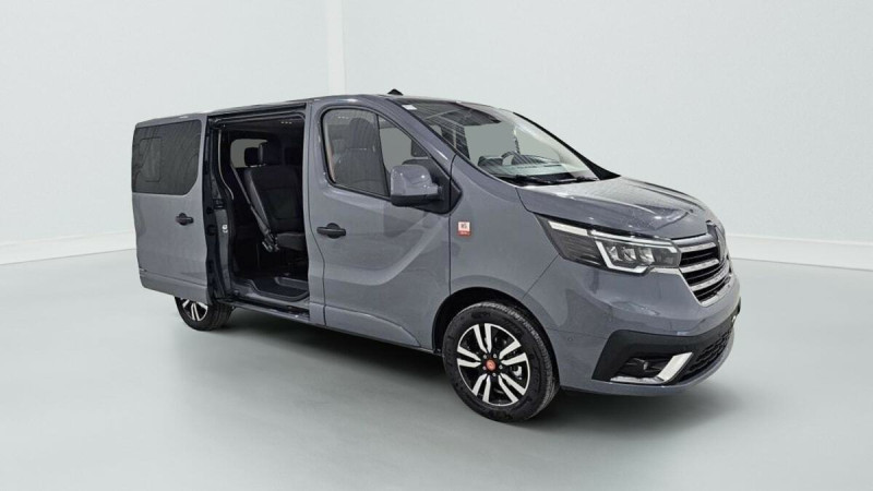 RENAULT TRAFIC TRAFIC BLUE DCI 170 AUTO TECHNO