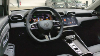 MG ZS 1.5 L HYBRID+ 197 CH LUXURY