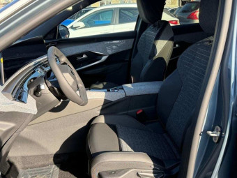 PEUGEOT 3008 HYBRID 145 ALLURE