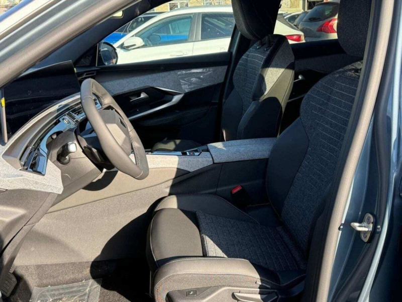 PEUGEOT 3008 HYBRID 145 ALLURE