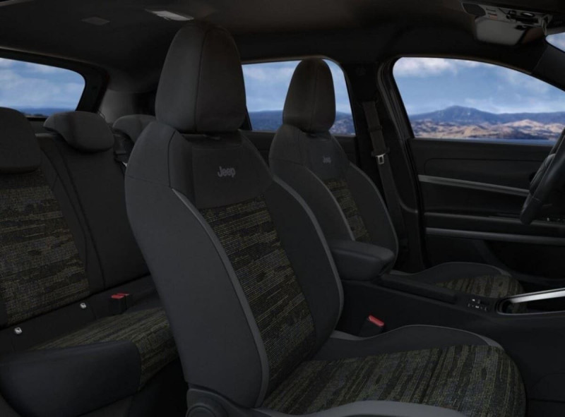JEEP AVENGER MHEV 110 LONGITUDE