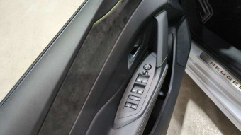 PEUGEOT 308 308 HYBRID 145 E-DCS6 GT