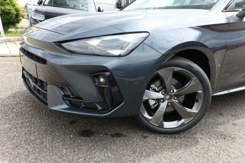 CUPRA LEON 1.5 ETSI HYBRID 150 CH DSG7 V